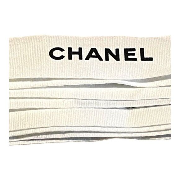 Authentic Chanel Classic White Ribbon 3 Yards 9’ For Gift Box Bag Crafts Lot - Picture 2 of 4